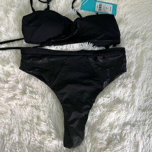 Two pieces bikini set!!